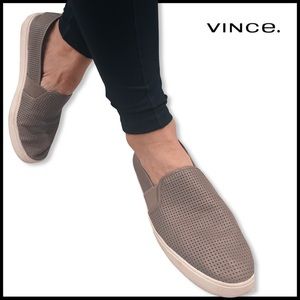 Vince Leather Slip-On Sneaker ~ Worn 3x! Perfect Taupe/Beige Size 9 Flats/Loafer
